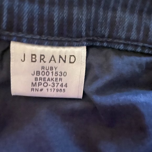 J Brand High Waisted, Cropped, Cigarette Jeans - 30 Waist - Picture 6 of 6